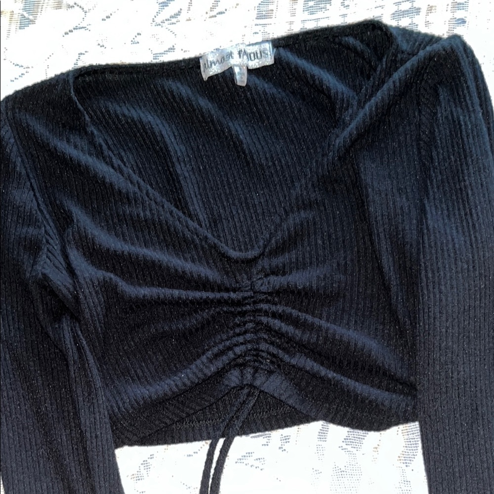 Almost Famous Black and Yellow Ruched Crop Blouse